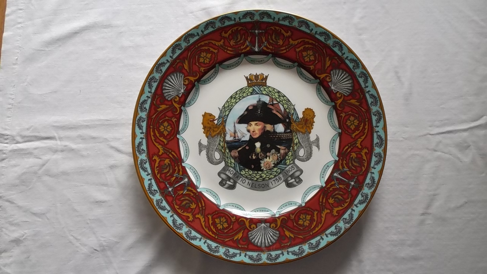 COMMEMORATIVE 200TH ANNIVERSARY BATTLE OF TRAFALGAR HORATIO NELSON PLATE